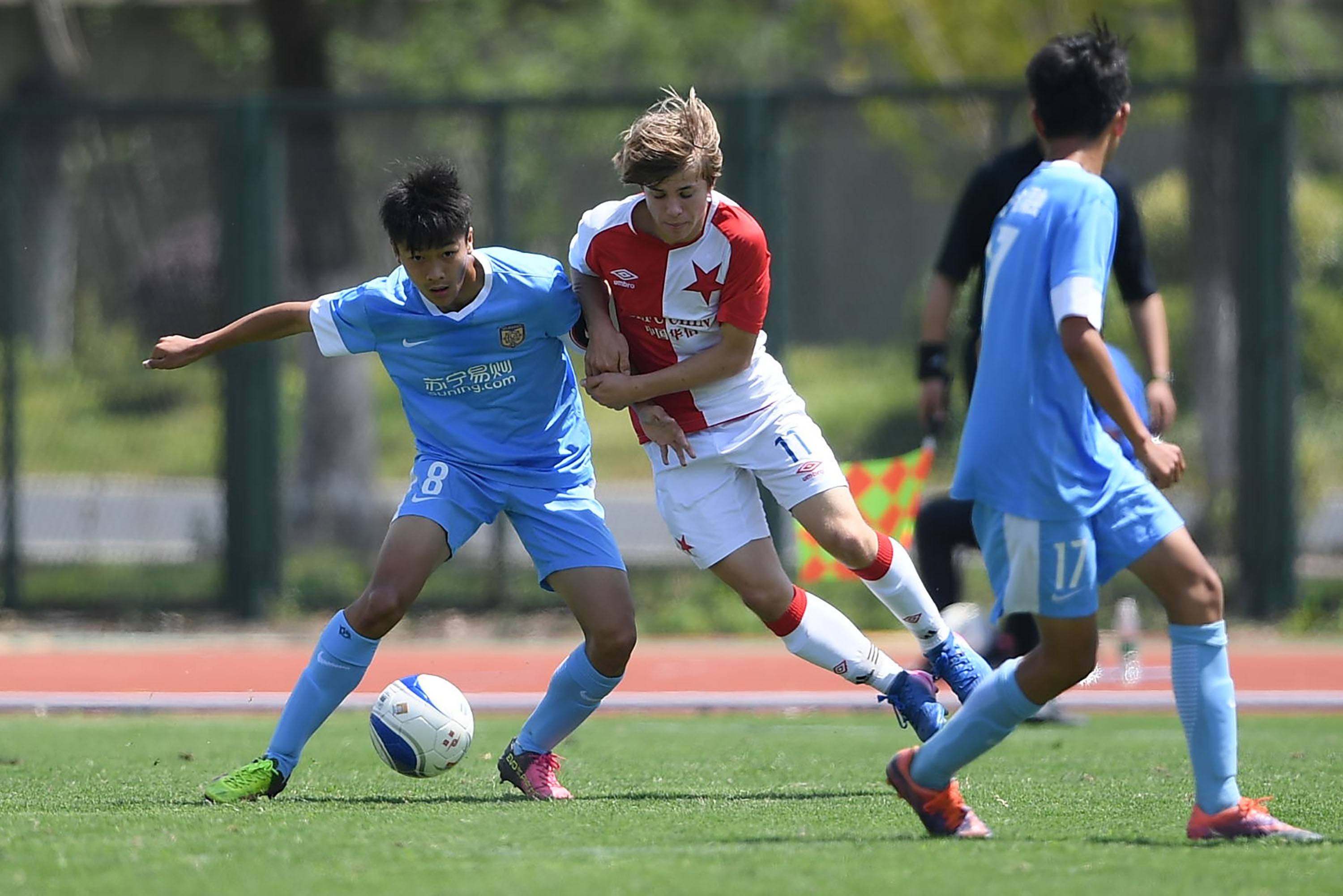 多足球迷的 多足球迷的