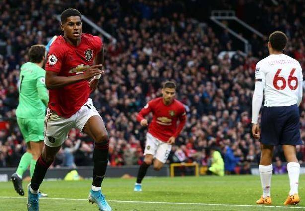 球场视野的 球场视野的